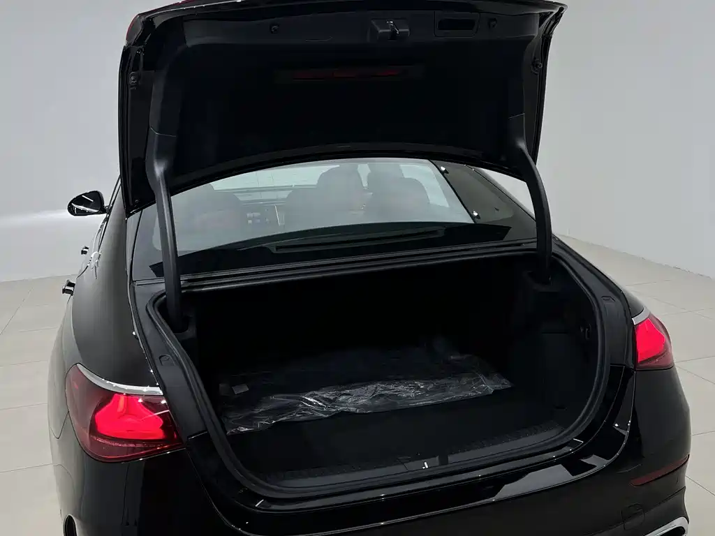 Mercedes-Benz E-Class E 2024 E 260 L 4MATIC Sport
