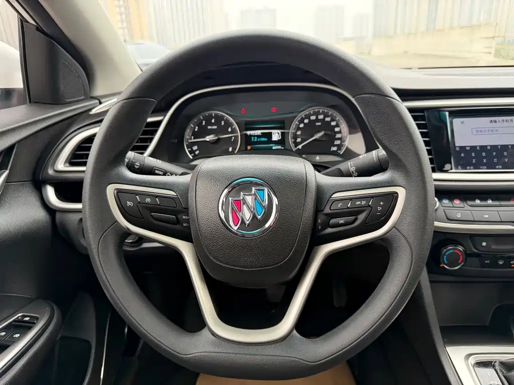 Buick Excelle — миниатюра 10