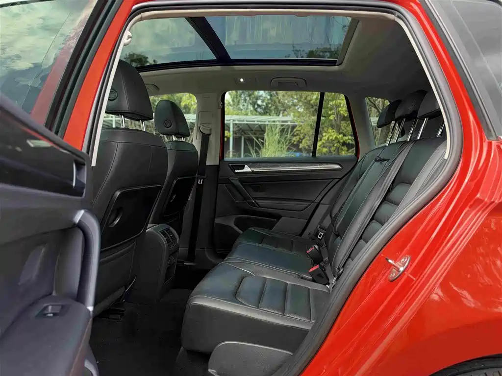 Volkswagen Golf Sportsvan — миниатюра 14