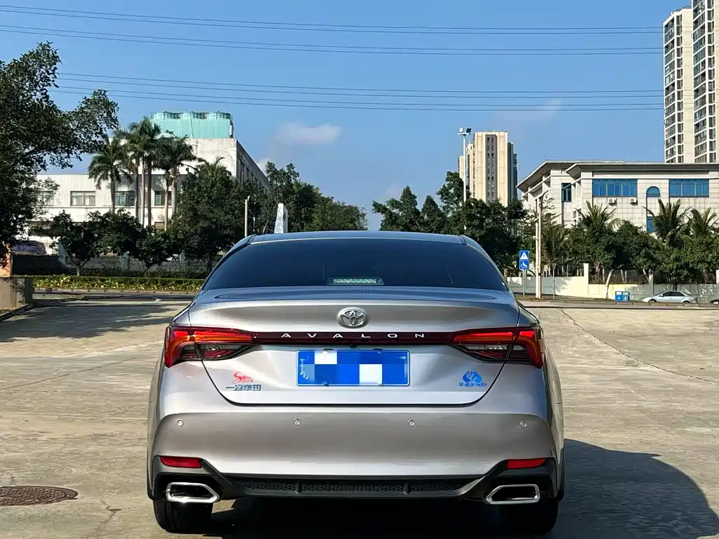 TOYOTA ASIAN DRAGON