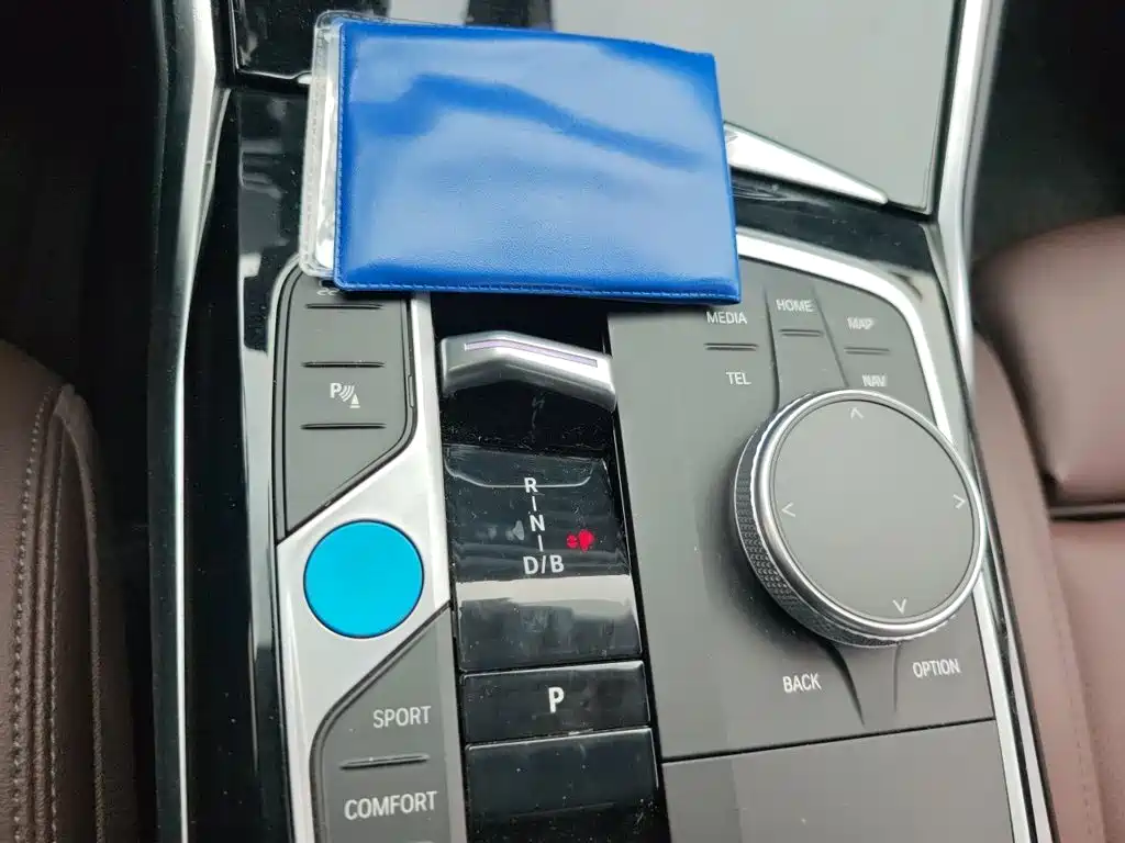 BMW i3 — миниатюра 7