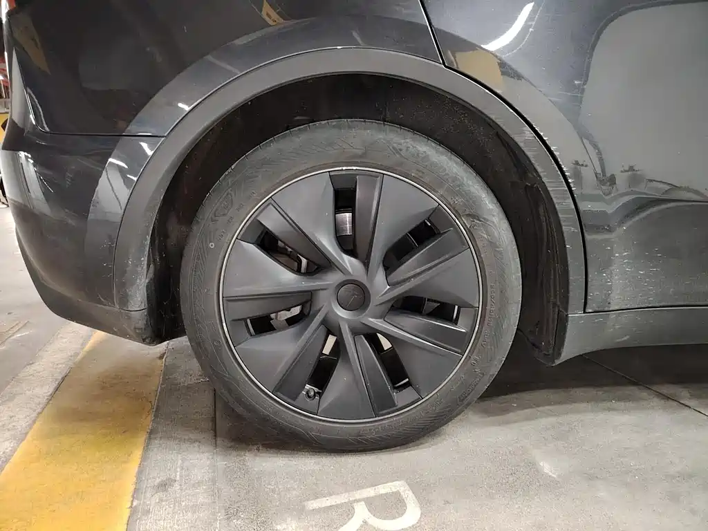 Tesla Model Y — фотографии объявления, Фото 18