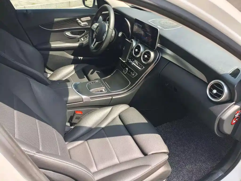 Mercedes-Benz C-Class (Import) — миниатюра 14