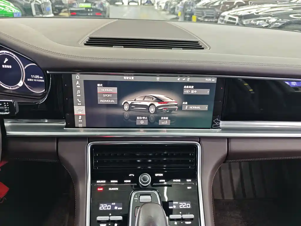 Porsche Panamera — миниатюра 12