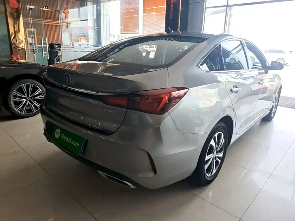 Changan Eado — миниатюра 7