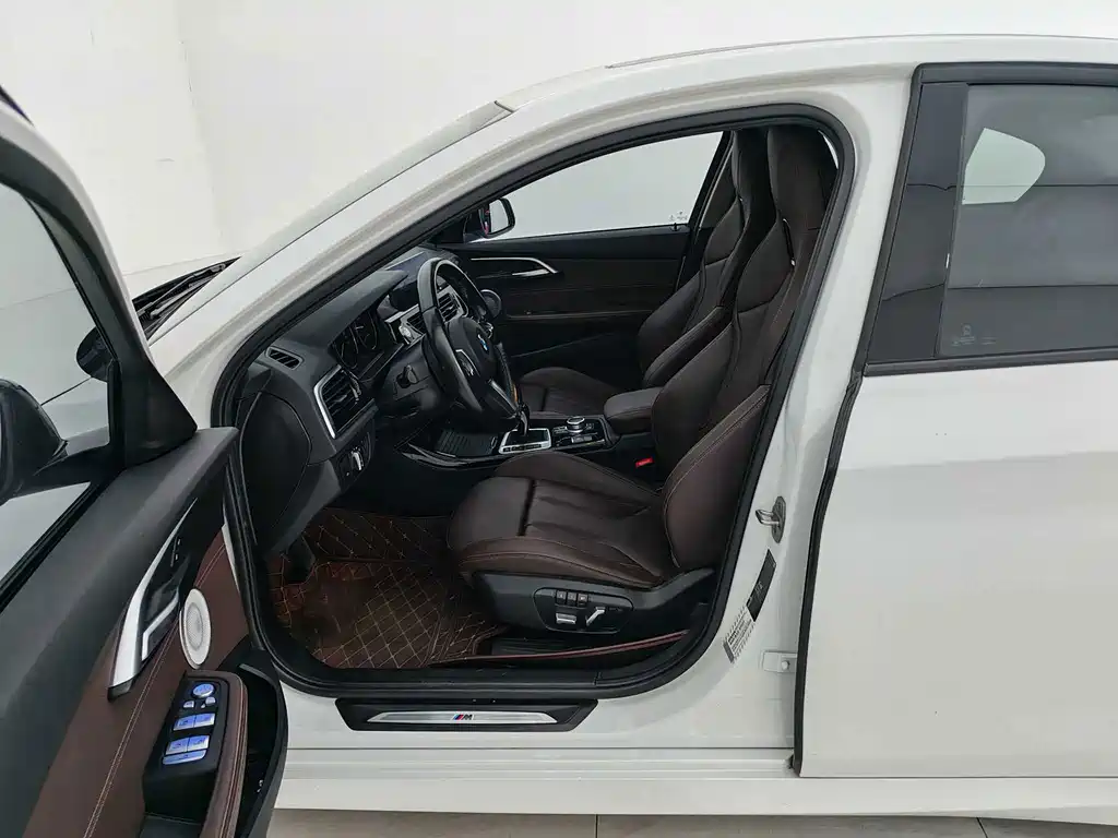 BMW 1 Series — миниатюра 15
