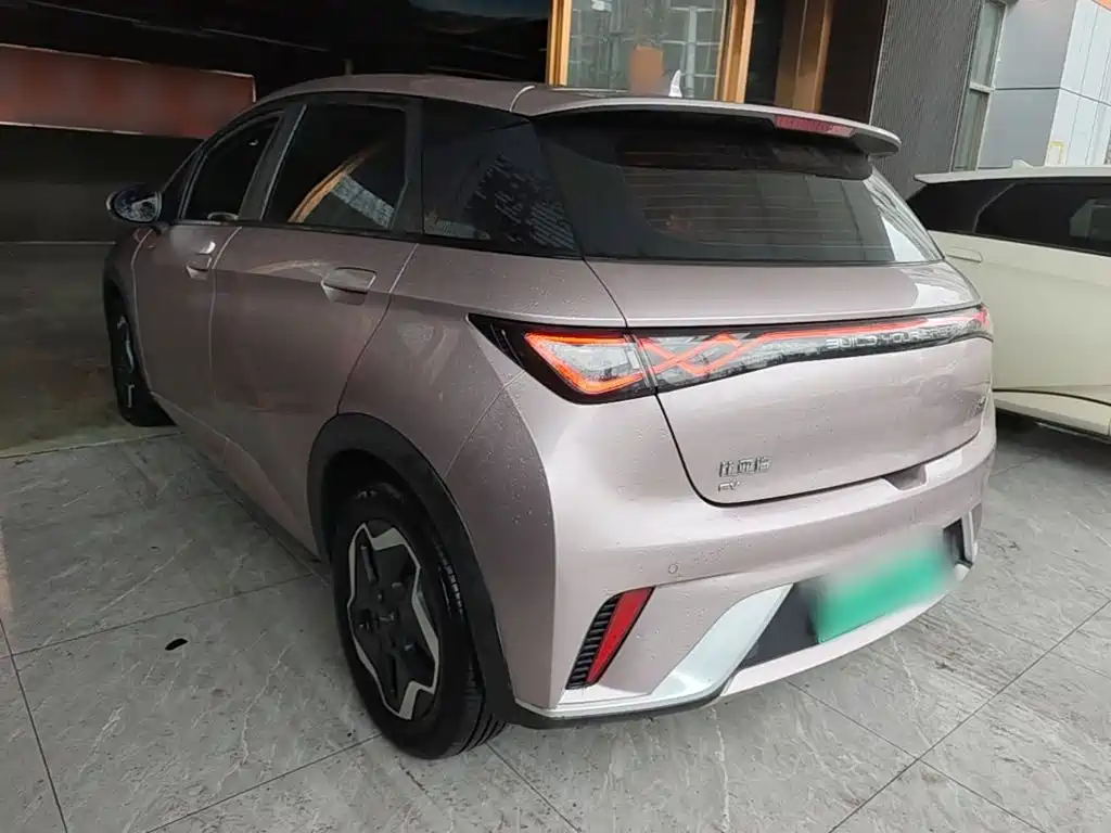 BYD Dolphin — миниатюра 5