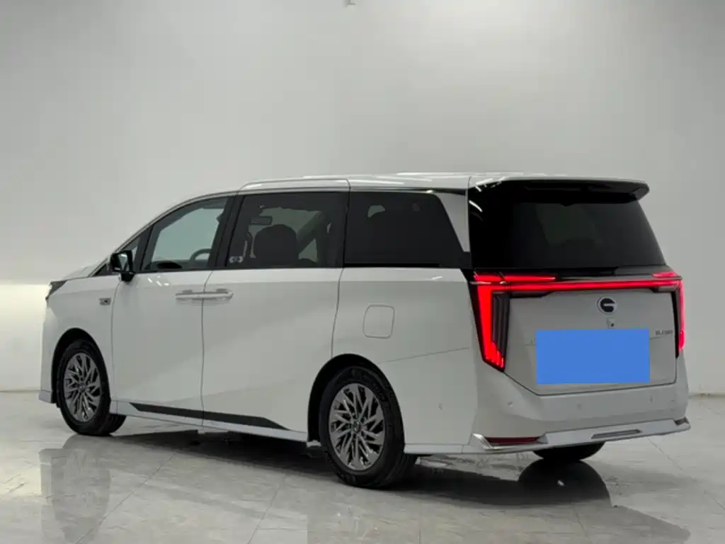 GAC TRUMPCHI YEARNING FOR M8