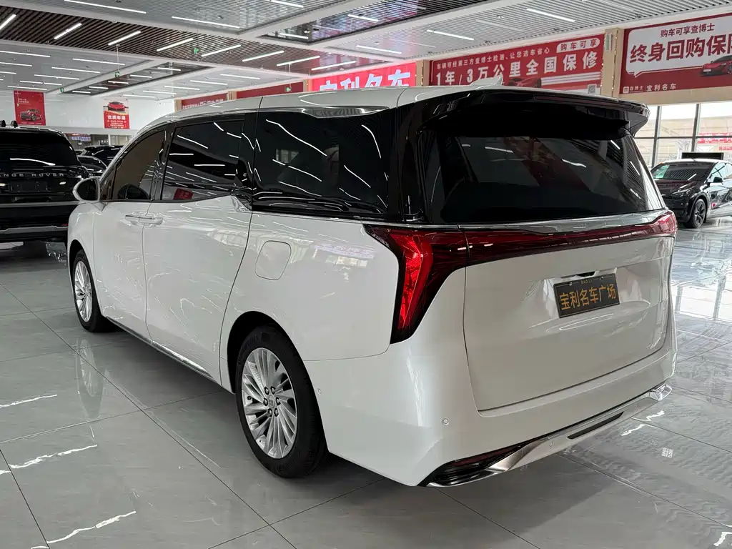 Buick Century 2025 2.0T мест