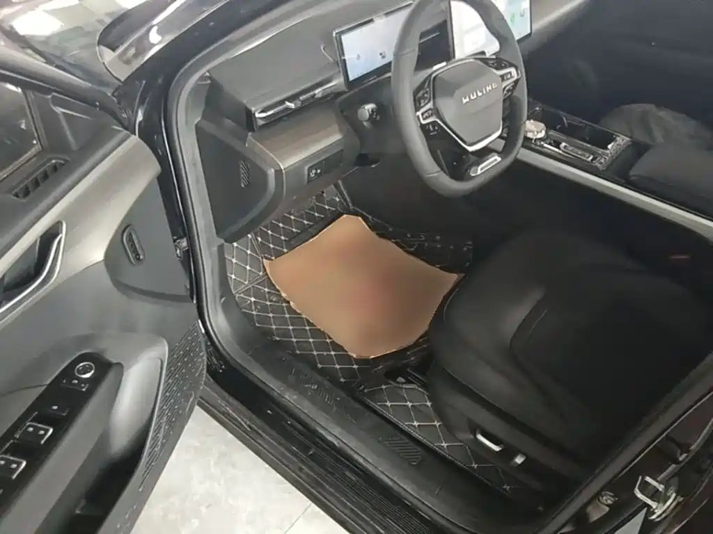 Wuling Xingguang — миниатюра 16