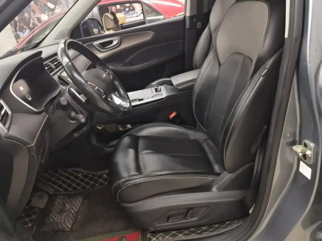 Roewe RX5 New Energy — миниатюра 15