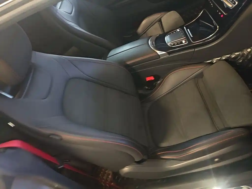 Mercedes-Benz C-Class AMG — миниатюра 25