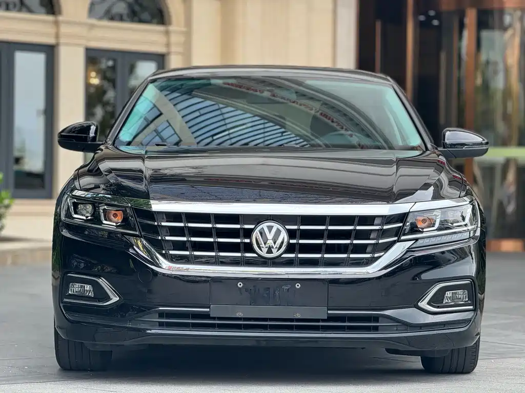 Volkswagen Passat 2019 280TSI VI