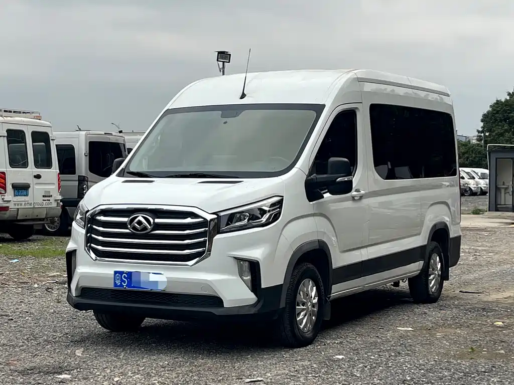 大通 V90 2022