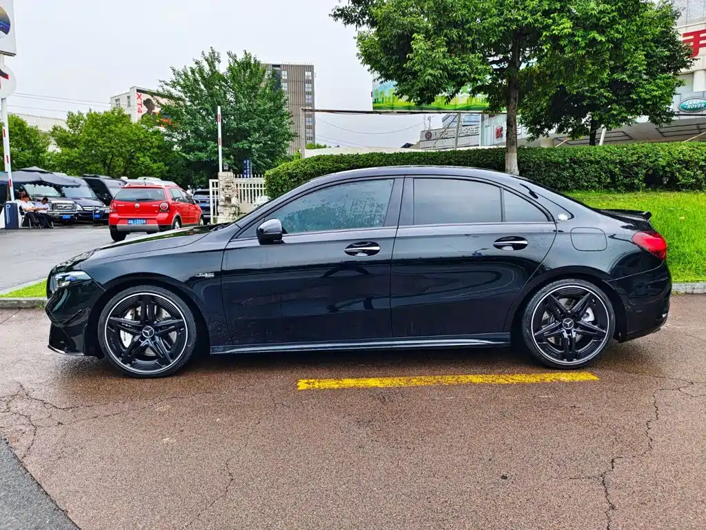Mercedes-Benz A-Class AMG — миниатюра 3