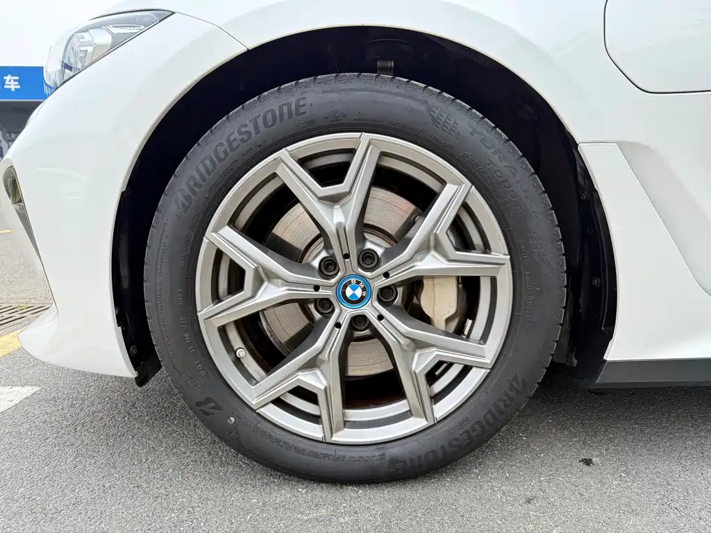 BMW i3 — миниатюра 3