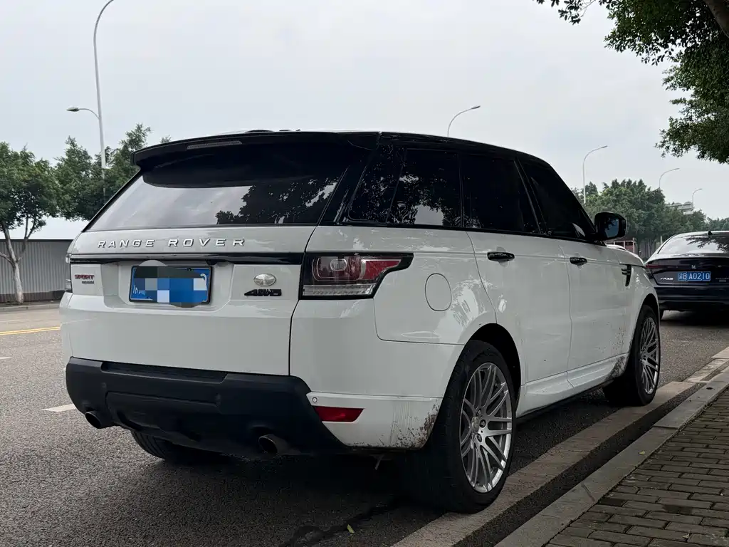 Land Rover Sport — миниатюра 6