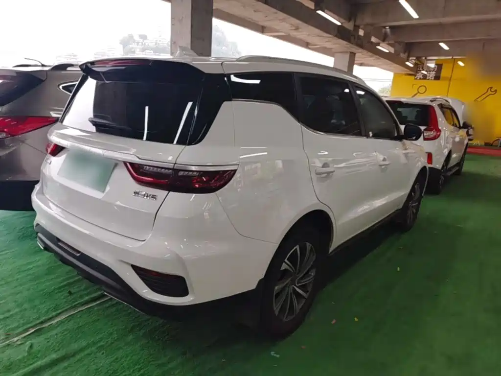 Geely Vision X6 — миниатюра 7