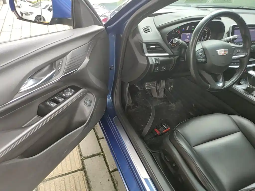 Cadillac CT4 — миниатюра 16