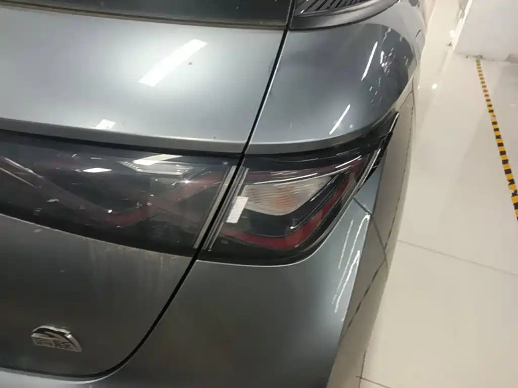 BYD Dolphin — миниатюра 8