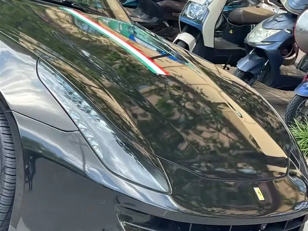 Ferrari FF 2012 6.3L V12