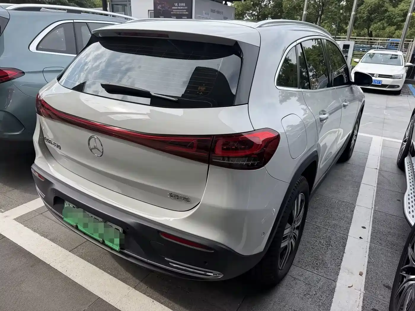 Mercedes-Benz EQA