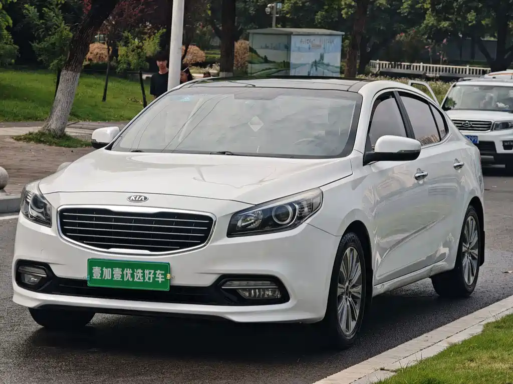 Kia K4