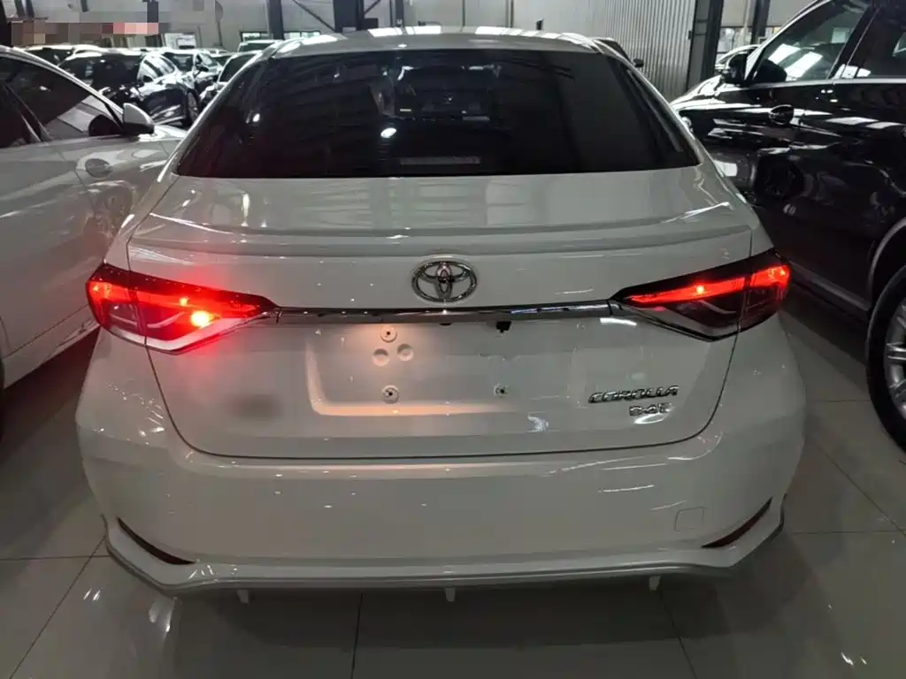 Toyota Corolla — миниатюра 6