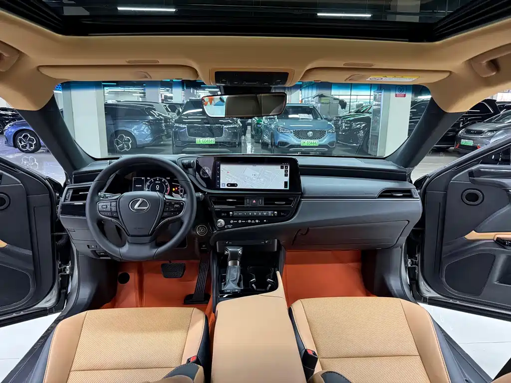 Lexus ES — миниатюра 14