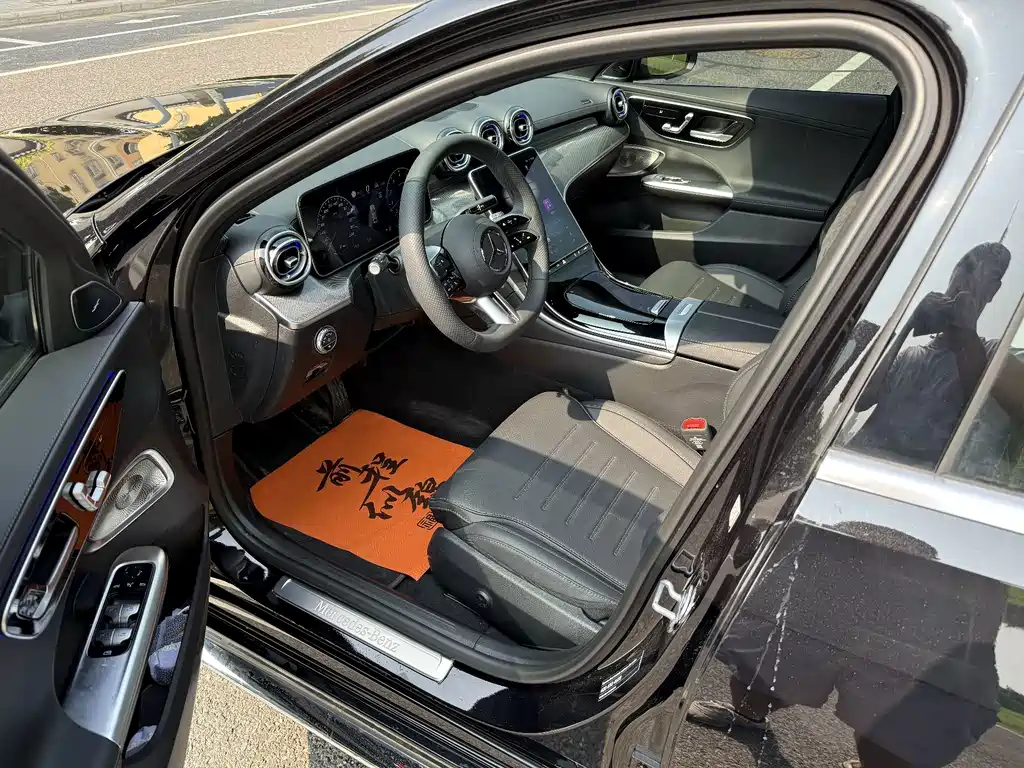 Заказать Mercedes-Benz C-Class 2026 года за 5 007 059 ₽  из Китая