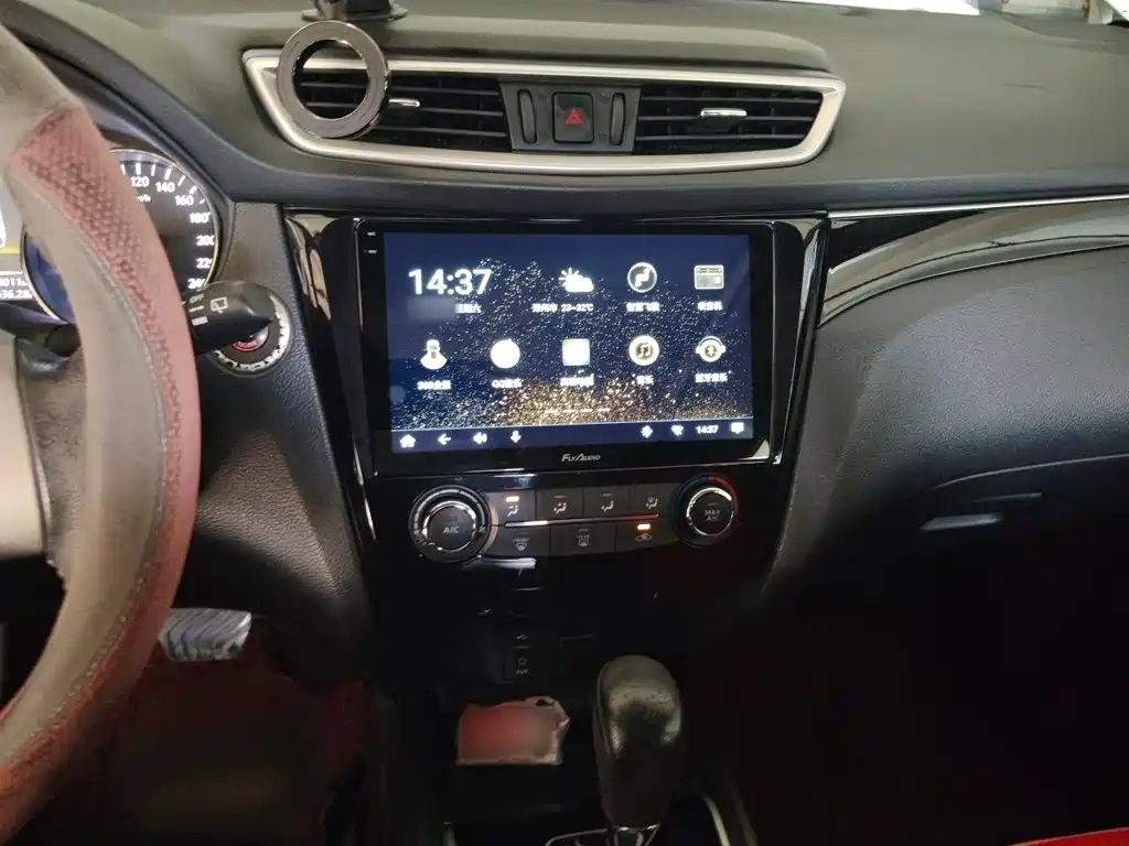 Nissan Qashqai — миниатюра 6