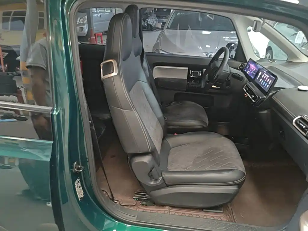 Baojun KiWi EV — миниатюра 25