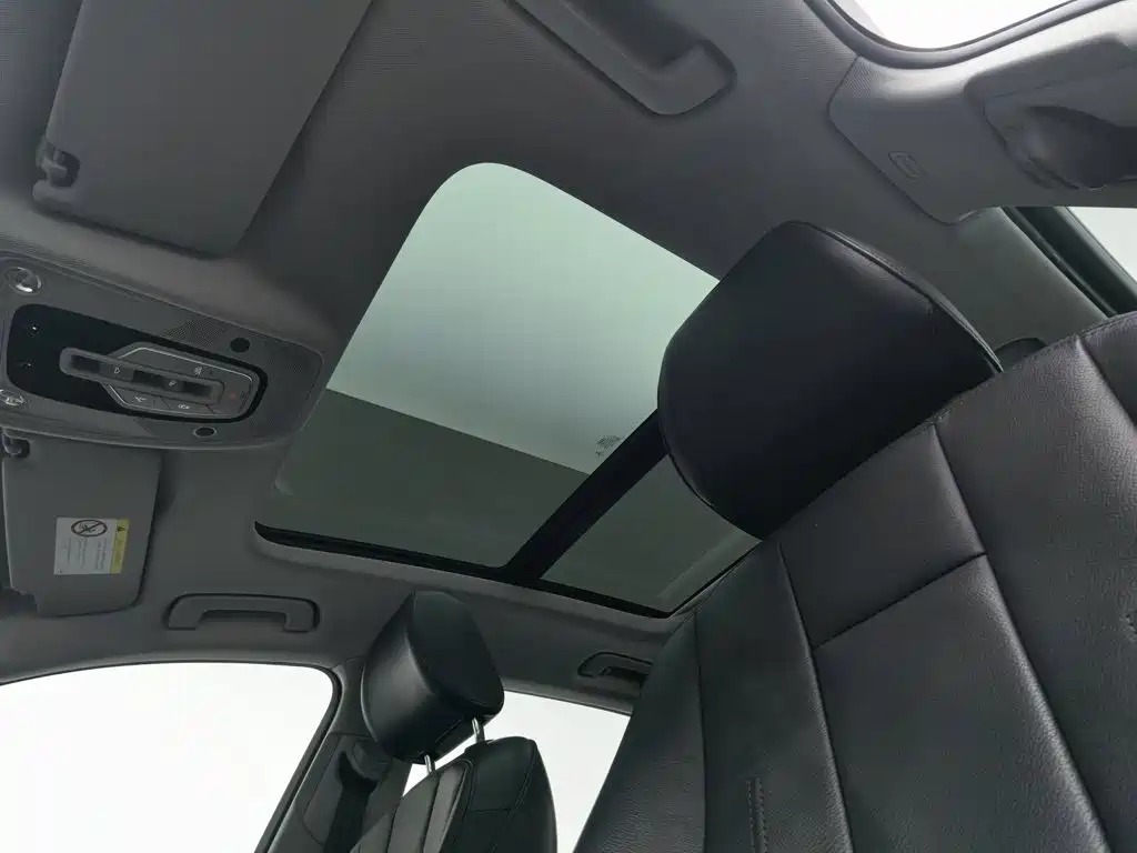 Audi A4L — миниатюра 14