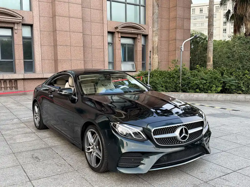 Mercedes-Benz E-Class (Import) — миниатюра 3