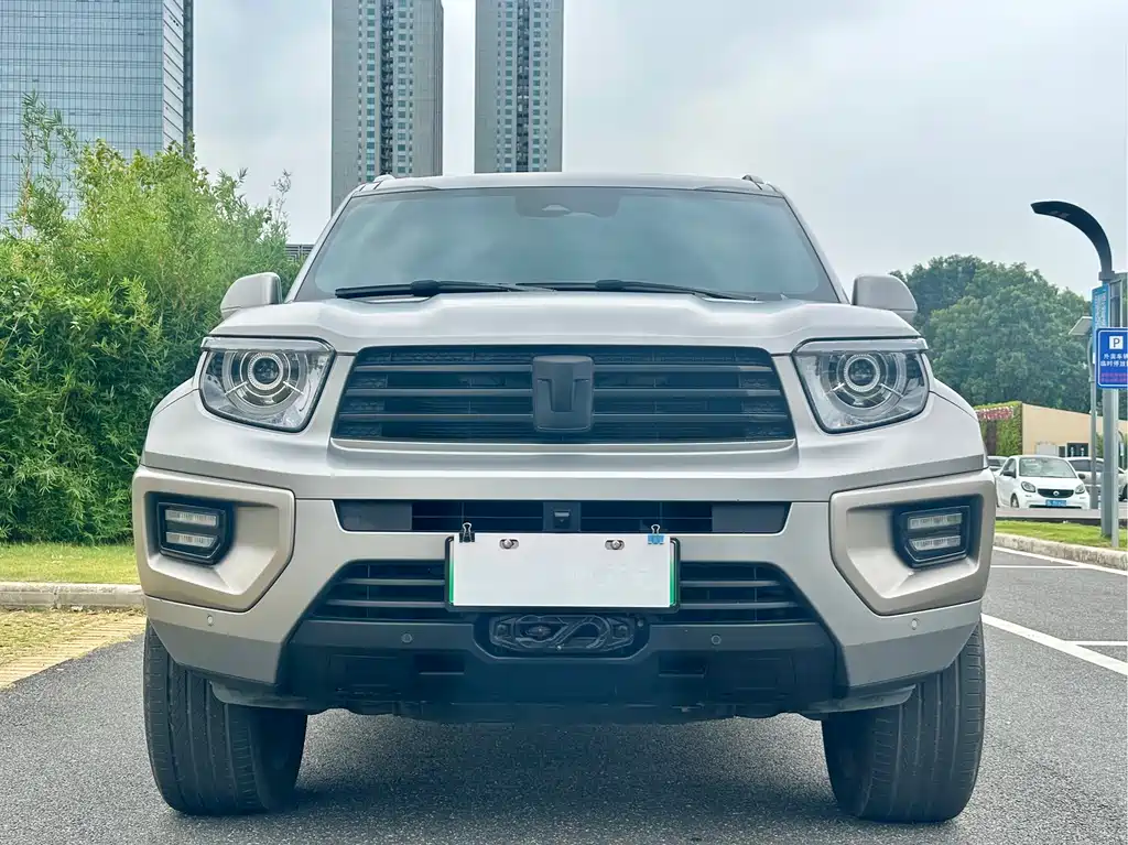 TANK TANK 700 NEW ENERGY