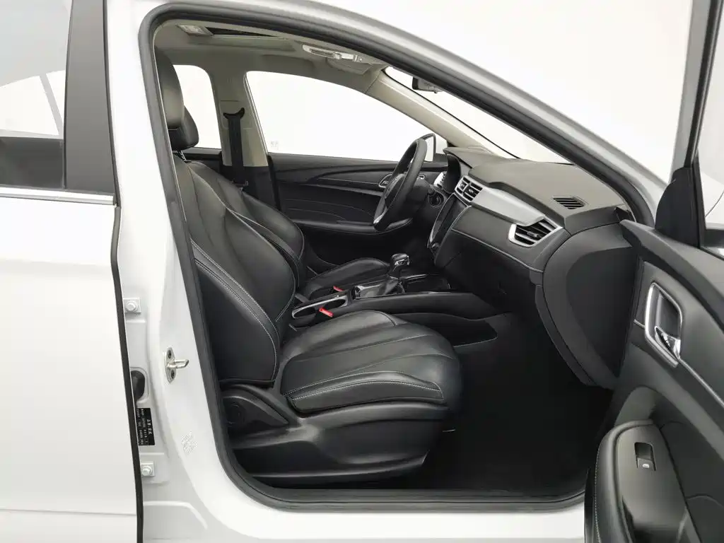 Roewe i5 — миниатюра 23