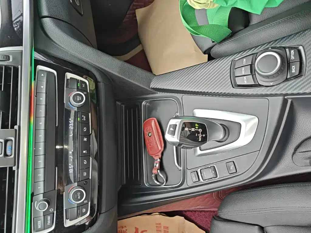 BMW 3 Series — миниатюра 14