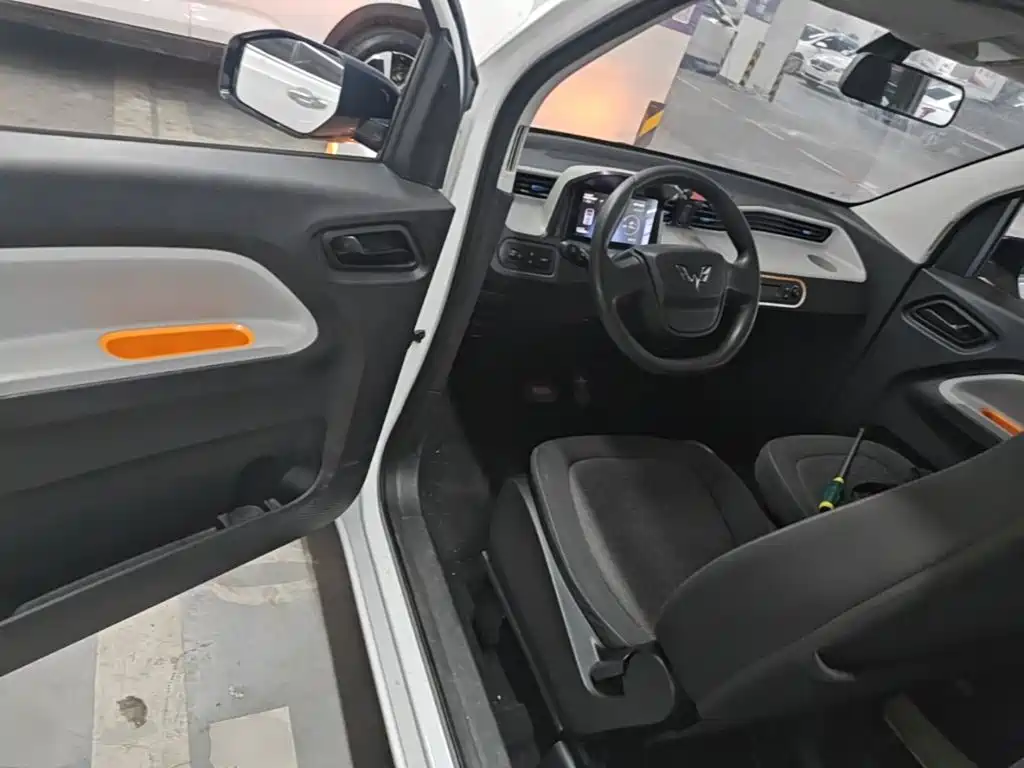 Wuling MINIEV — миниатюра 16