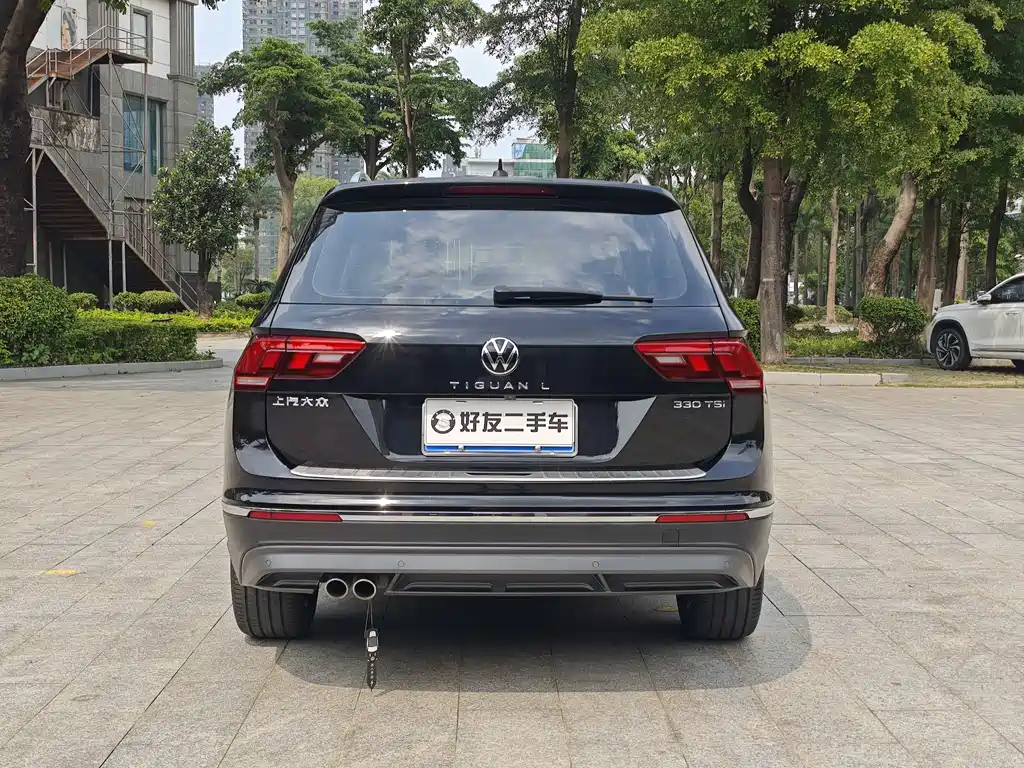 Volkswagen Tiguan L L 2021 330TSI AT Smart