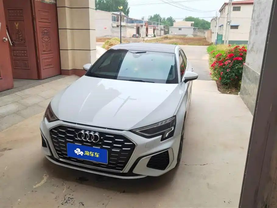 Купить Audi A3