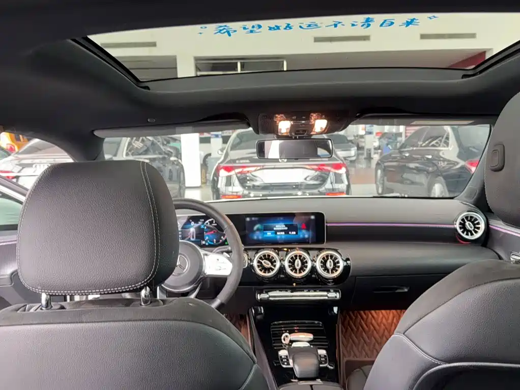 Mercedes-Benz A-Class — миниатюра 13