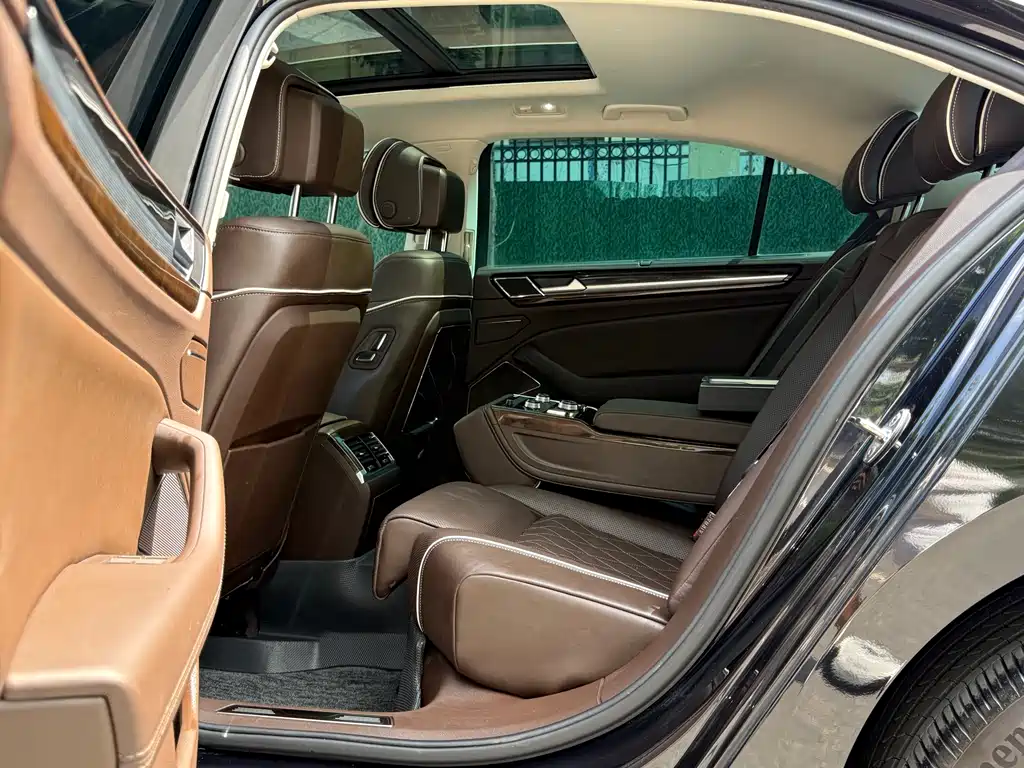 Volkswagen Phideon — миниатюра 9
