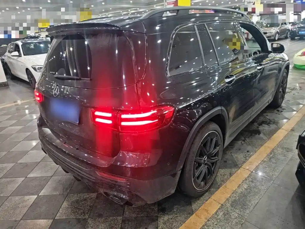 Mercedes-Benz GLB AMG — миниатюра 7