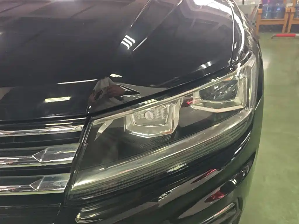 Volkswagen Tiguan L — миниатюра 24