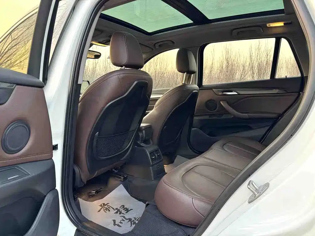 BMW X1 — миниатюра 5