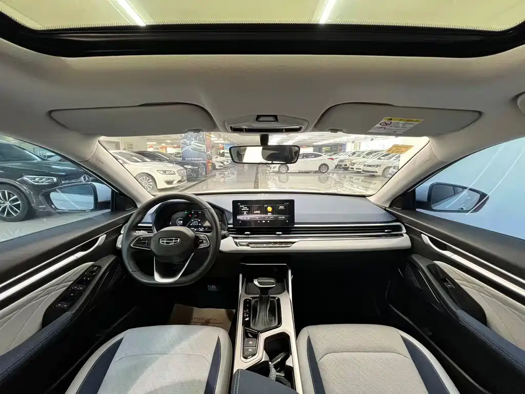 Geely Emgrand — миниатюра 6
