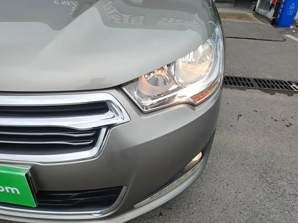 Citroen C4L — миниатюра 24