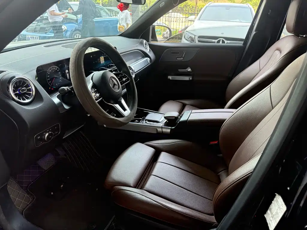 Mercedes-Benz GLB — миниатюра 4