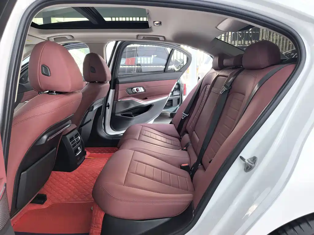 BMW 3 Series — миниатюра 10