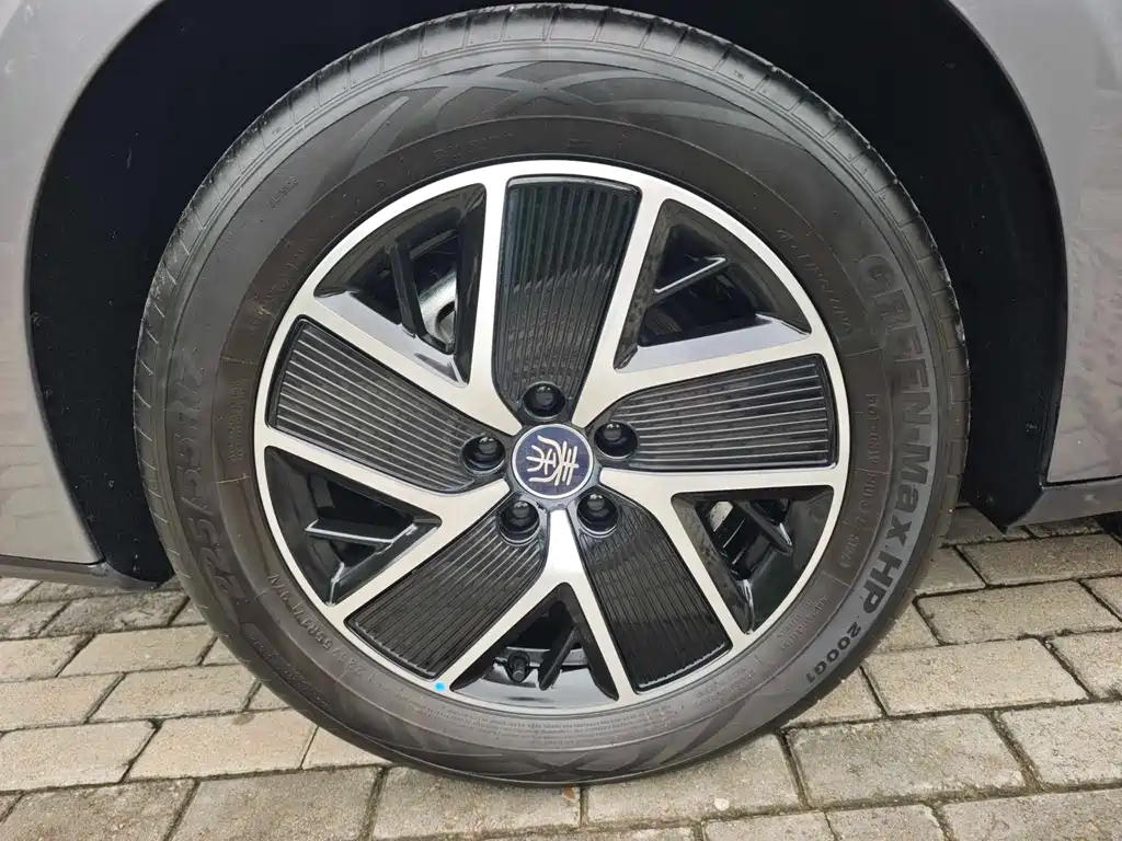 BYD Qin L — миниатюра 14